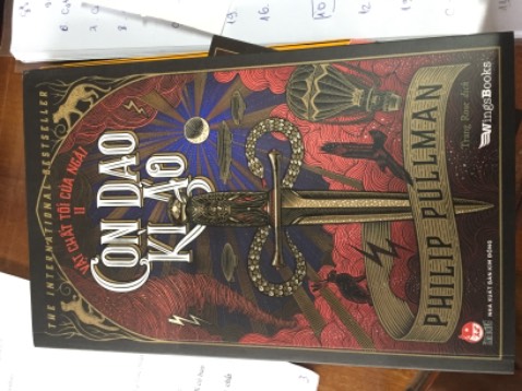 Sách mỏng hơn mình tưởng, quá đã khi mua sale được giá hời hơn rất nhiều so với giá ngày thường. Fahasa đóng gói ưng ý!