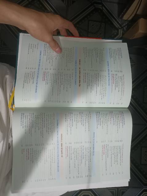 Sách viết khá chi tiết và đầy đủ phần nội dụng trình bày khá dễ hiểu cos giải thích và bài tập. Sách này bìa cứng nha mọi người. Sách viết khá chi tiết và đầy đủ phần nội dụng trình bày khá dễ hiểu cos giải thích và bài tập. Sách này bìa cứng nha mọi người.