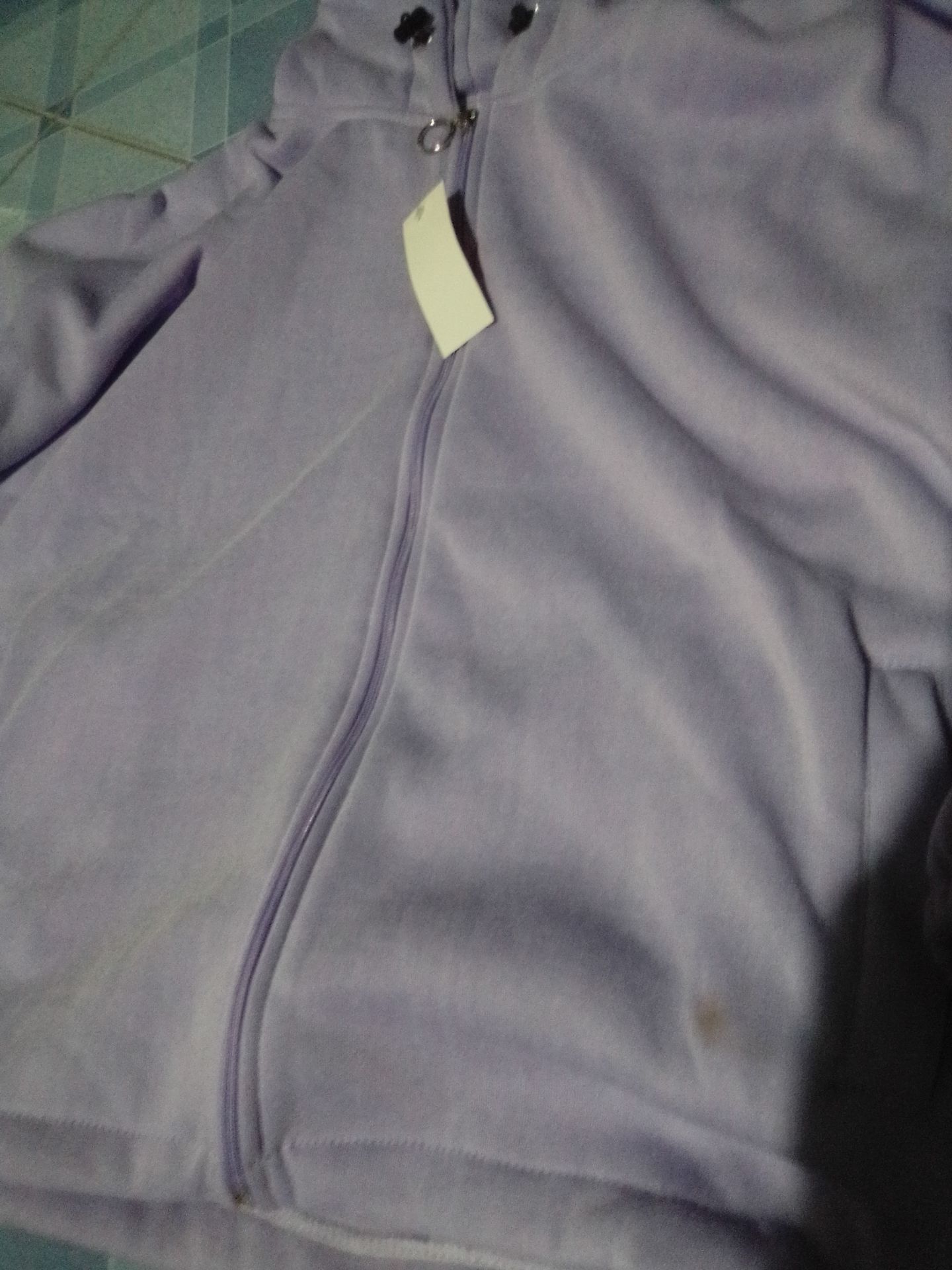 vải bên ngoài thấy nó sần sùi á nhưng bên trong vải mềm cxg OK