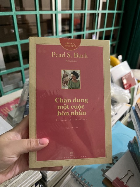 Shop đóng gói cẩn thận và giao nhanh. Sách chính hãng, giá tốt. Sẽ tiếp tục ủng hộ shop ah