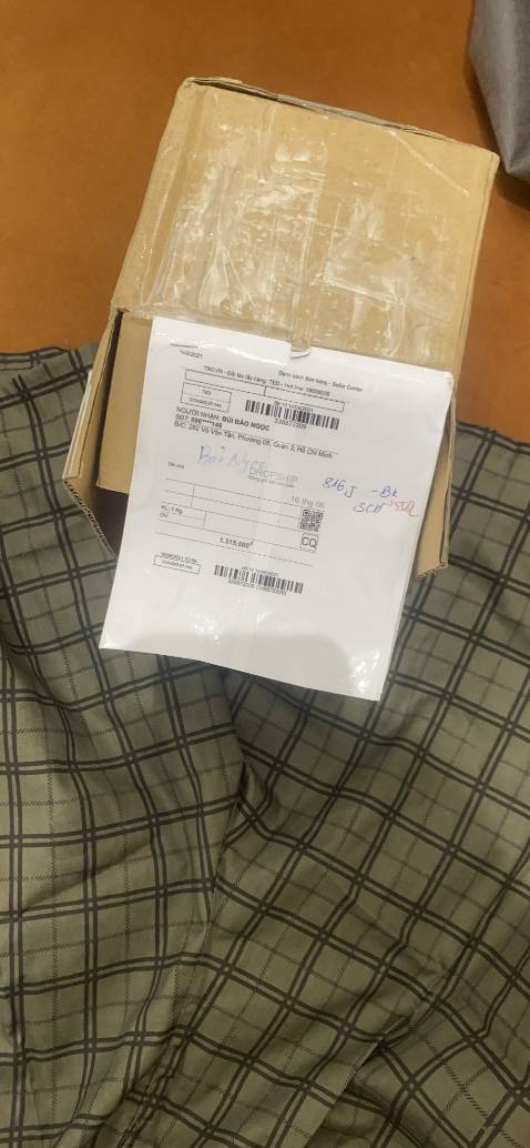 Đơn hàng mà bên tôi nhận như thế này,
Định *** đảo hay gì đây ? Đơn hàng mà bên tôi nhận như thế này,
Định *** đảo hay gì đây ?