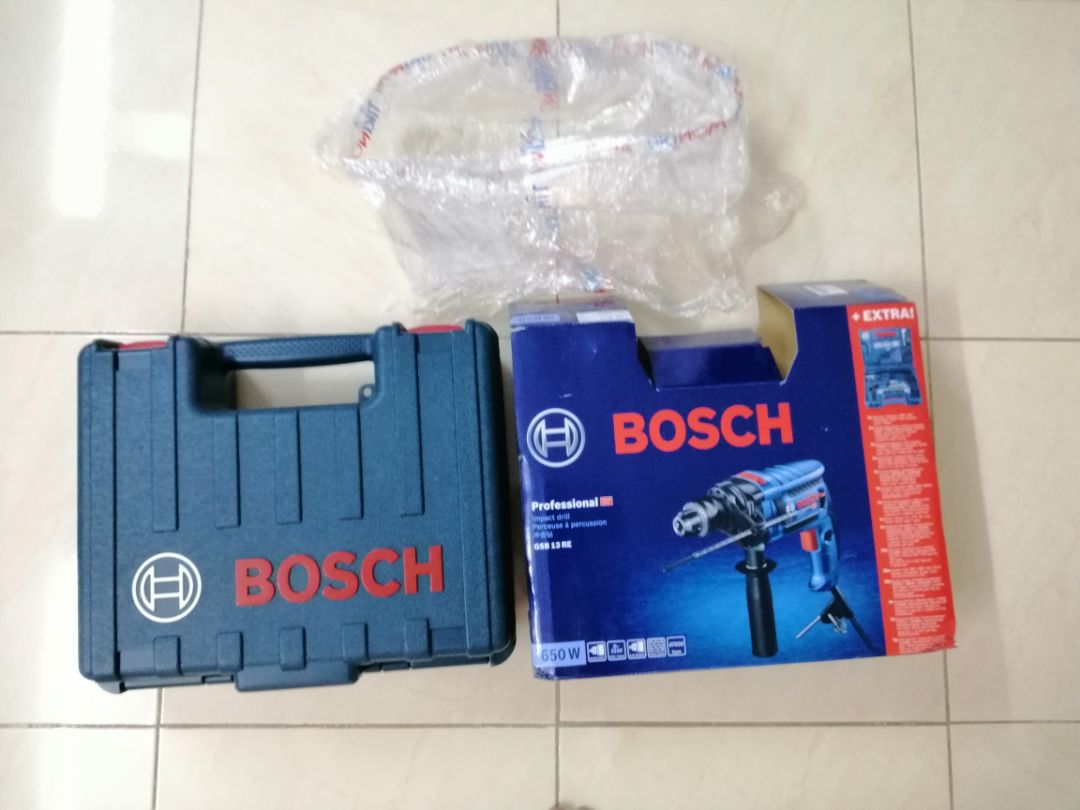 Đặt hàng dễ dàng, nhanh
Giao hàng nhanh, vui vẻ, sử dụng thẻ citi nên Ko tốn phí giao nhanh
Máy khoan chính hãng, sử dụng lần đầu tốt, êm, dễ sử dụng, ít ồn
Phụ kiện đi kèm nhiều, một số phụ kiện chưa tốt như dao cắt, thước dây kẽm
Nhìn chung đáp ứng được đa số nhu cầu cơ bản của gia đình.