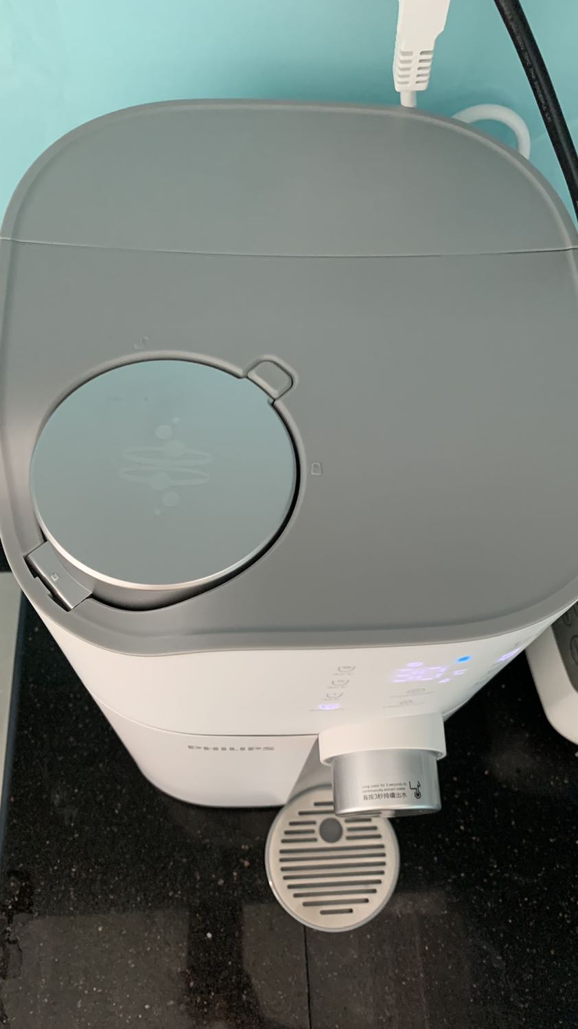 Sản phẩm rất đáng để mua: kiểu dáng đẹp, gọn, nhiều chức năng và tiện lợi di chuyển. Mọi người nên mua nhé