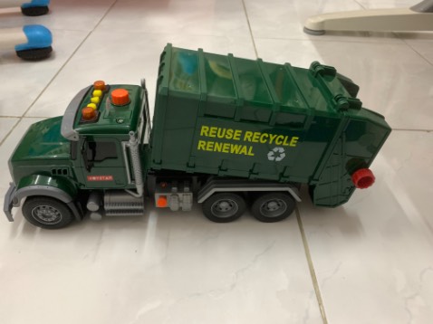 Shop giao hàng nhanh và giao đúng sản phẩm như miêu tả. Sản phẩm chất lượng tốt. Tôi rất ưng ý.