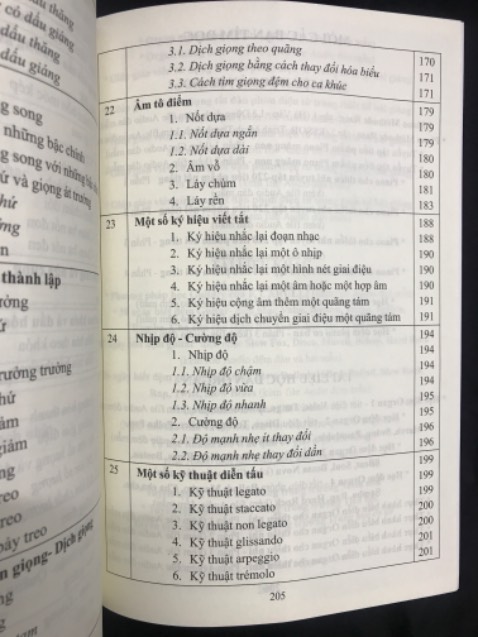 Sách mới, đẹp, Tiki giao hàng đặc biệt nhanh. Mình mua để đọc dần nên chưa có đánh giá cụ thể về nội dung sách