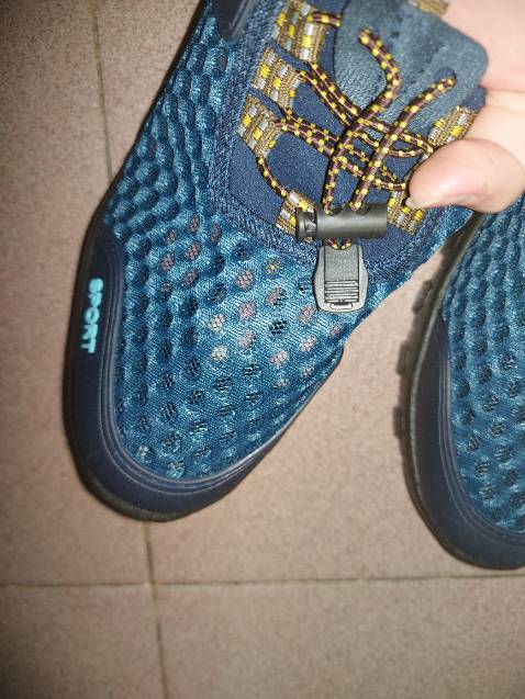 Mình mua cho ba mình mang, đệm chân êm, vải lưới thưa cho đỡ hầm bí chân. Giá sản phẩm cũng tốt.
Để mang thử 1 thời gian coi sao, nếu ok sẽ mua thêm