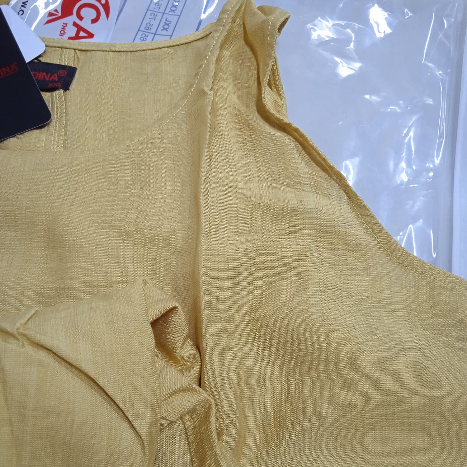 Mua hàng ở shop nhiều lần đều hài lòng. Chất đũi dễ mặc, phom dáng đẹp. Mình mua đi biển đúng hợp luôn, ai cũng khen hii