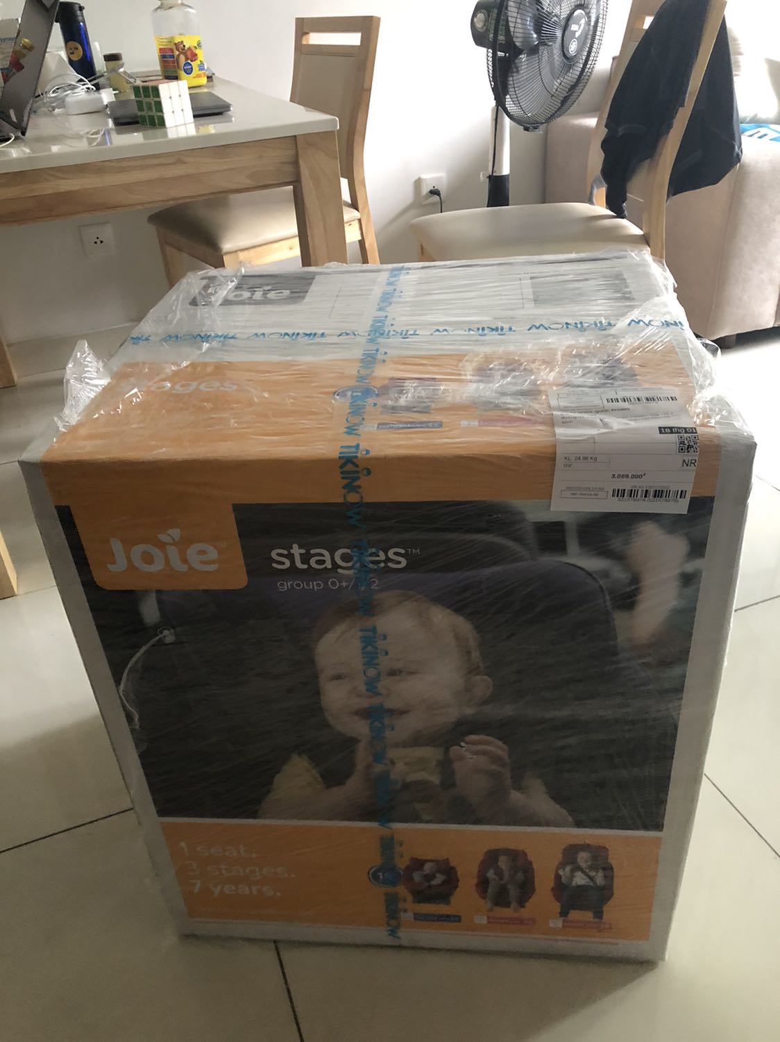 Hàng chính hãng, chất lượng tốt. Tiki giao hàng rất nhanh !!!