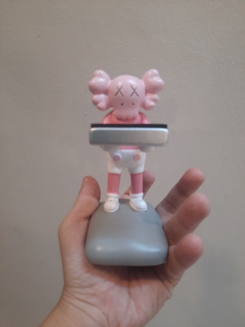 trông xinh xắn đẹp ghê nha mọi người,
nên mua nếu thích trang trí bàn hay chỗ làm việc giao hàng cũng cực nhanh