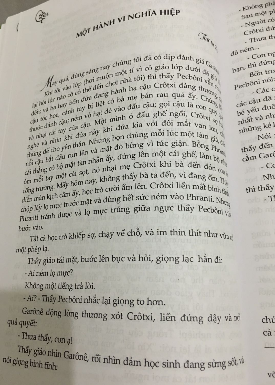 Rất hay, con mình rất thích. Sách gồm những câu chuyện ngắn nói về lòng tốt, sự yêu thương và bao dung. Cha mẹ nên mua quyển này cho con trẻ đọc, rất dễ đọc.