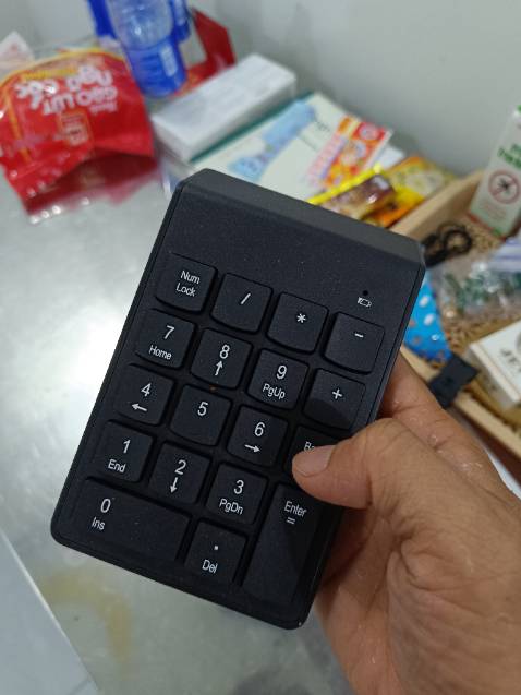 Sản phẩm chất lượng rất thấp, phím không nhạy nên gần như không sử dụng được