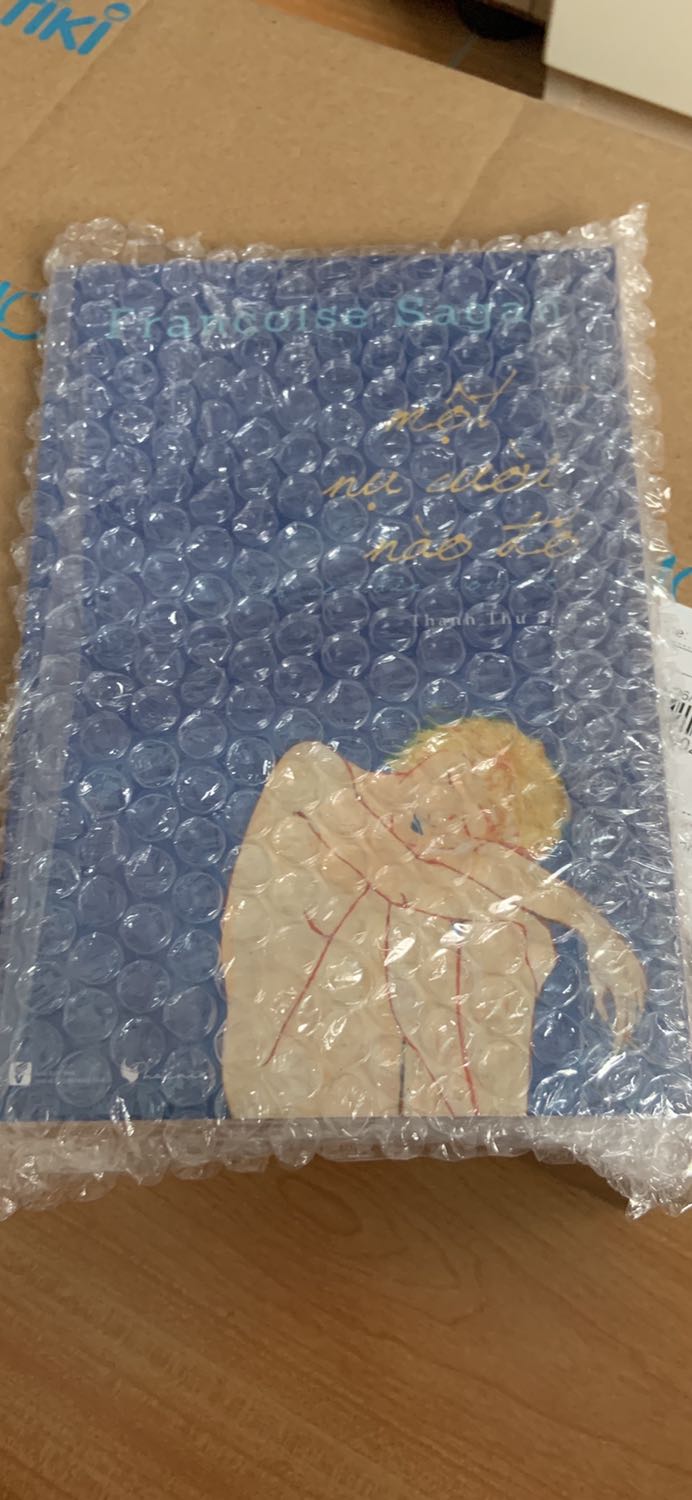 Nhà sách đóng hàng rất kĩ, và giao cũng nhanh nữa. Xin cảm ơn.