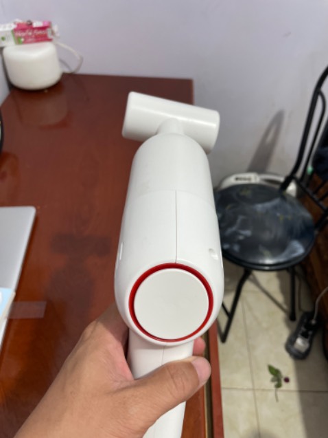 Máy ổn, lực hút vừa phải, hơi nhỏ, phù hợp hút nệm