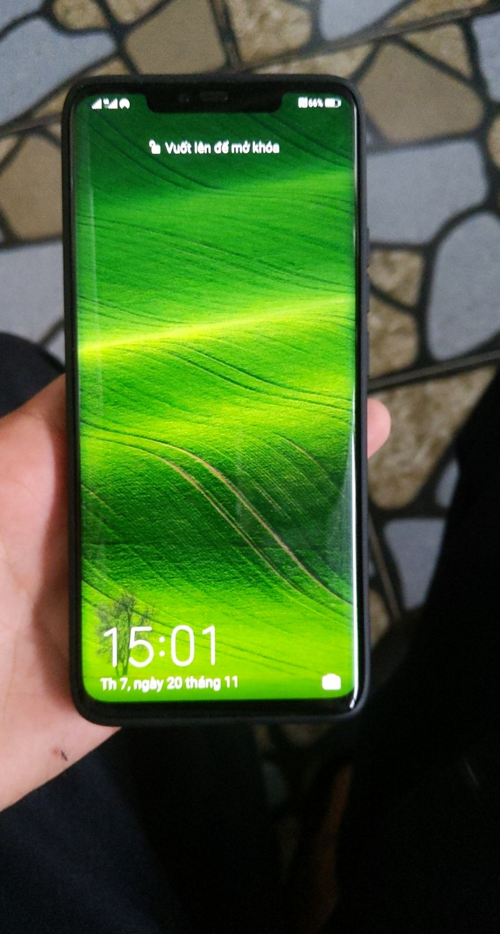 Ốp đẹp, nhưng giao hàng chậm quá. lịch giao trể 01 ngày