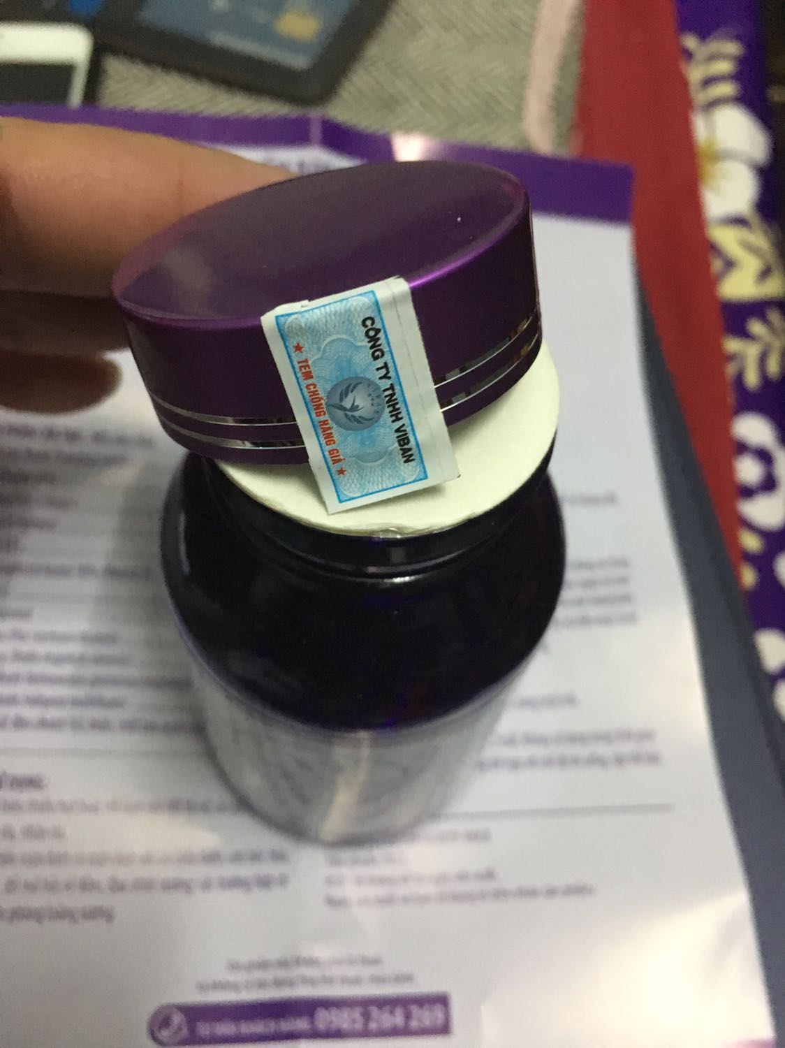 Không hài lòng về sản phẩm tiki giao
Hộp lem luốt, không biết chùi sạch rồi giao. Giống như dính *** Gà thế
Riêng date, tem chống hàng giả, mã sản phẩm, mã code thì Ok.
Đề nghị xem xét sạch sẽ trước khi giao đến tay người mua nha tiki.