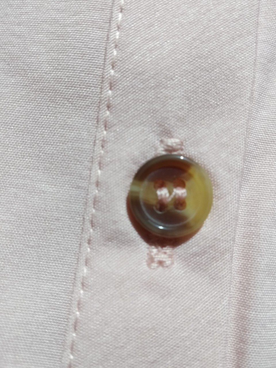 review tích cực vì nhận hàng đẹp - hài lòng. giao hàng nhanh và nhiệt tình ạ.