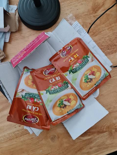 xốt gia vị này rất ngon, thường hay mua khi đi Big C, nhưng giờ thấy trên tiki có rối, đặt tiki cho lẹ, hiệu lực gói free ship mình vẫn đang còn tới giữa T10/2022 mà. cũng mới đặt thêm combo nữa về, để lần sau chụp hình xốt cary gà, khoai tây, cà rốt cho các bạn xem.