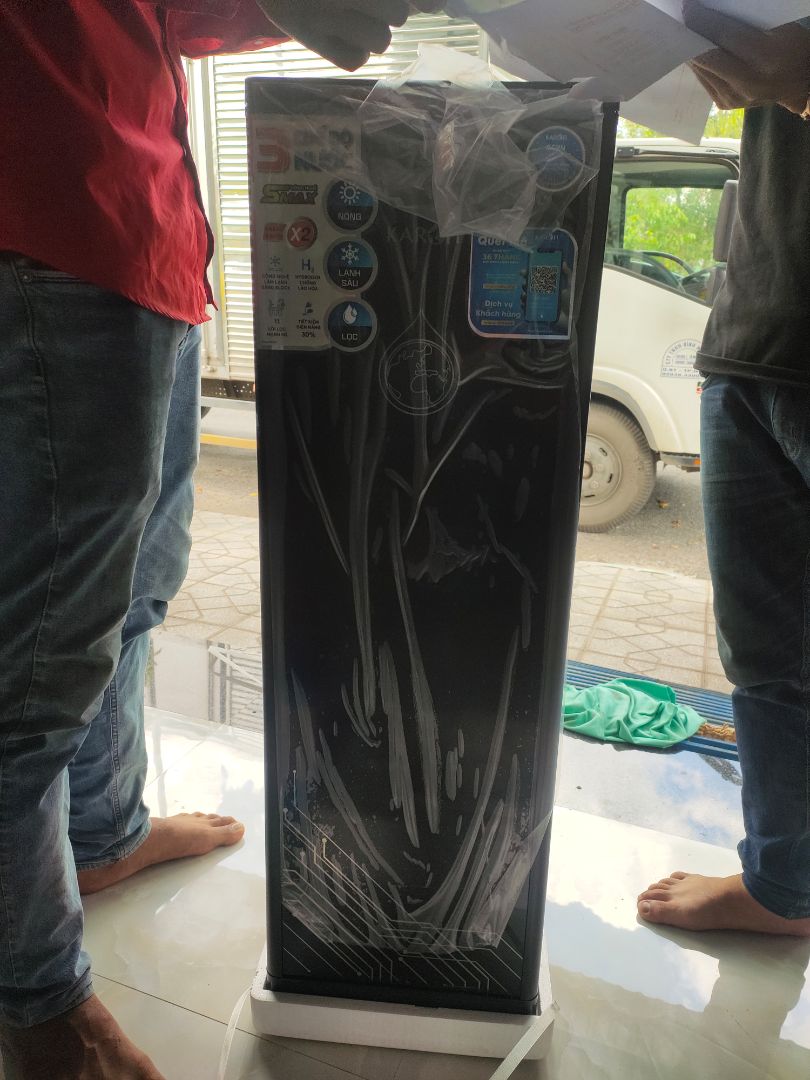 giao hàng chậm vl....gần 10 ngày mới giao.