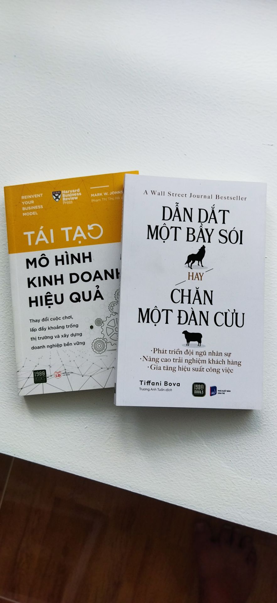Tiki giao nhanh, nhân viên giao hàng thân thiện. Nếu mua sách thì chỉ nhớ mỗi Tiki