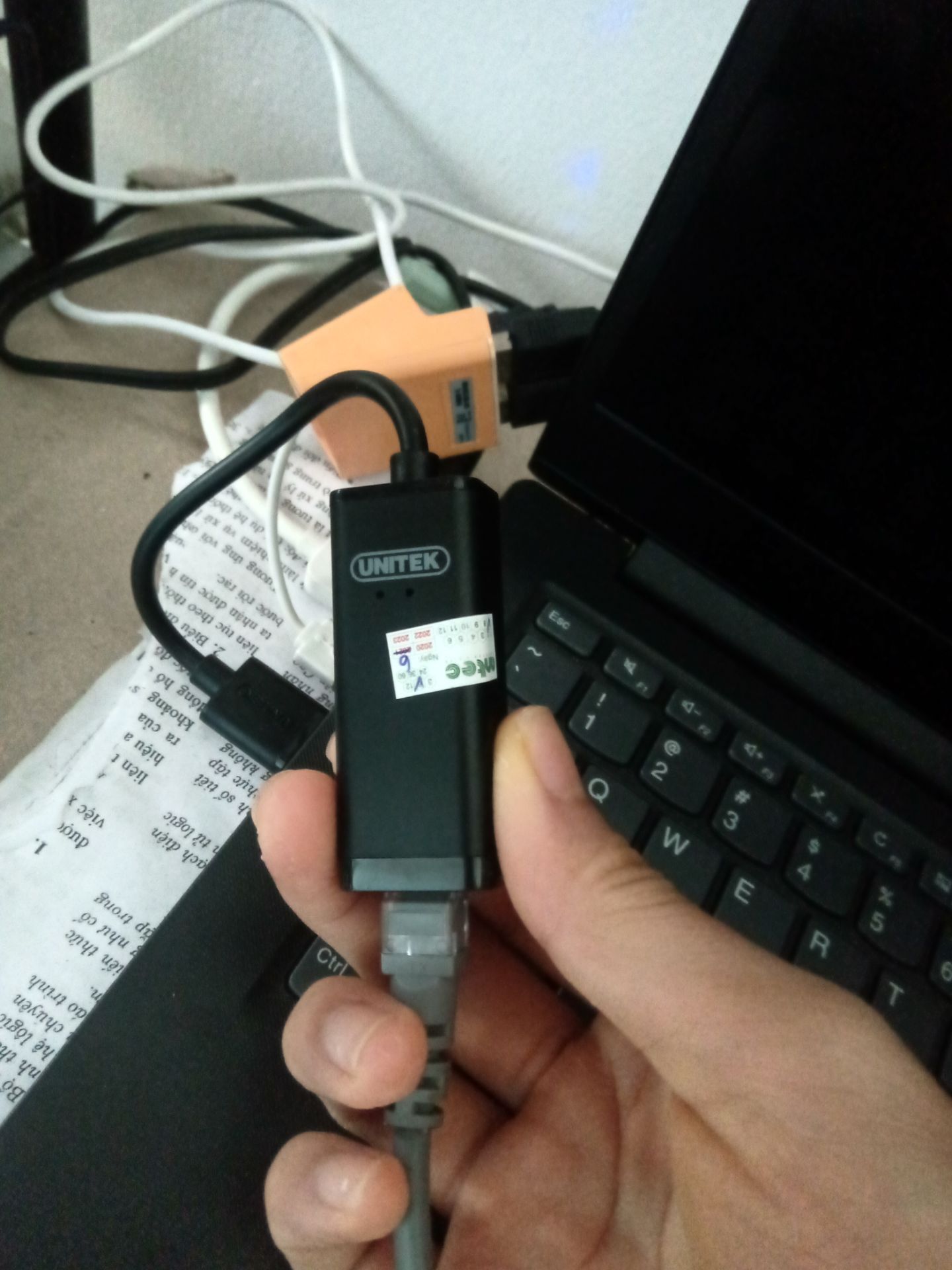 Hàng giống mô tả.  Mới dùng thì thấy ổn. Độ bền phải chờ một thời gian nữa mới biết được.