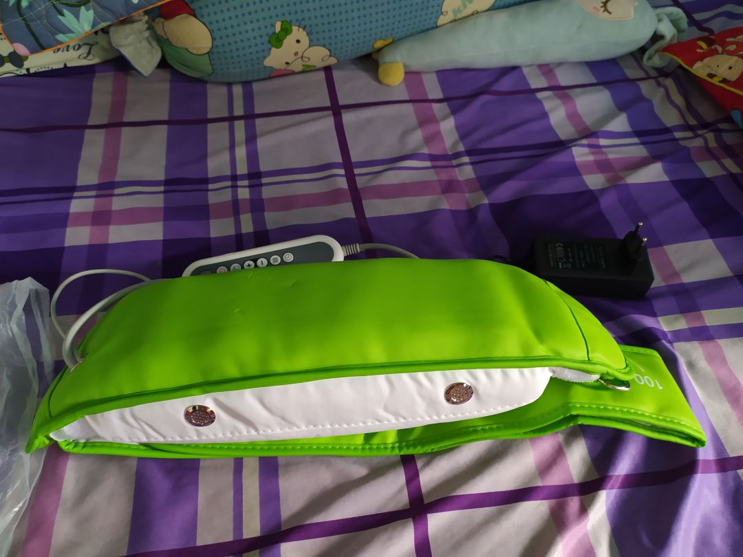 Đóng gói cẩn thận, sản phẩm tương đối ổn. xài thử thấy rung rung cũng vui, chưa *** nhiệt độ mà chắc xài kỹ cũng ok. 
Để xài lâu lâu quay lại đánh giá tiếp. Tạm thời cho 5sao.