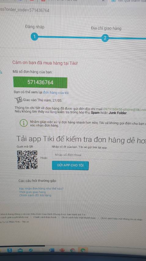 Tôi đặt 1 quyển truyện mà đơn hàng tôi nhận được lại có hai quyển. Bạn có thể hoàn lại tiền cho tôi được không?