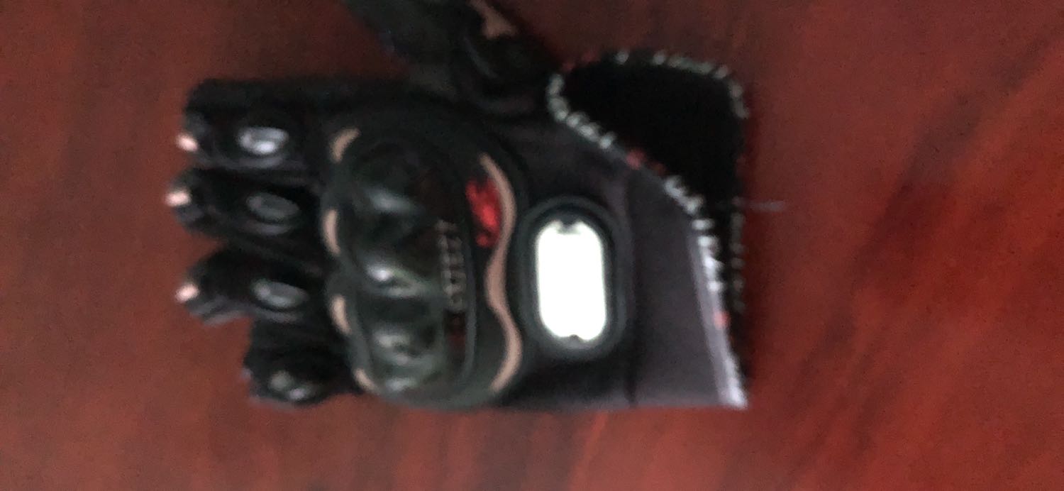 Nữ
Không có miếng dán nơi cổ tay Nữ
Không có miếng dán nơi cổ tay