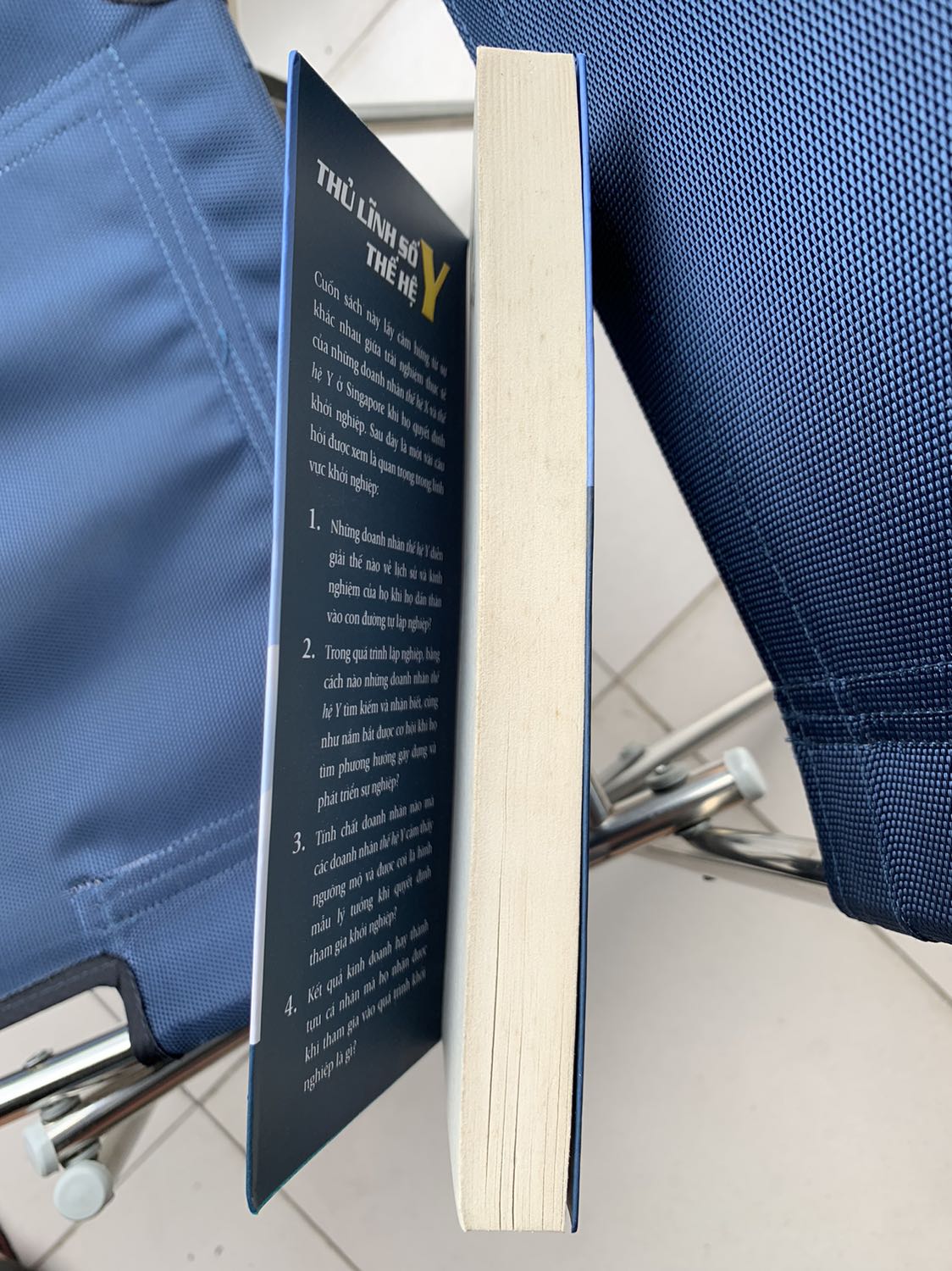 Giao sách quá cũ, chuyển màu ố vàng, thanh toán tiền trước mà 45 ngày mới nhận được sách. Từ ngày 1/8 dù shipper vẫn hoạt động bình thường.