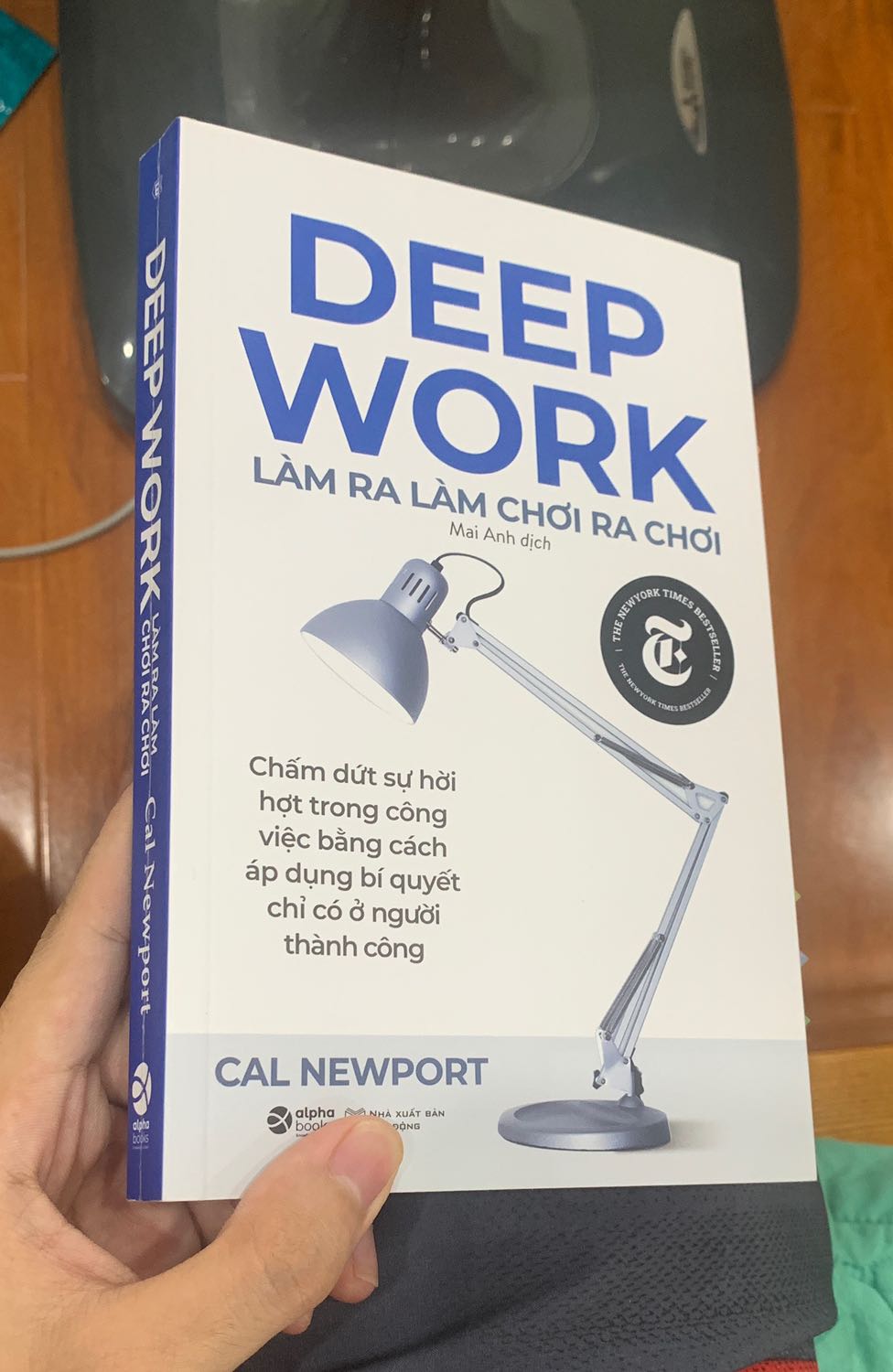 Thời gian giao nhanh, bọc rất cẩn thận. Nội dung sách khá thú vị. Ncl không chê được vào đâu