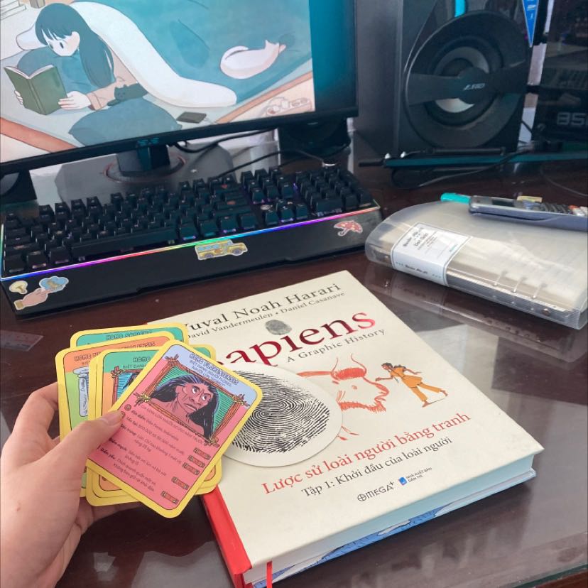 Rất là uy tín nha, sách được bao bọc kĩ, ko bị gãy góc, giao sách trước hẹn nữa, có thể sẽ mua thêm tập 2^^