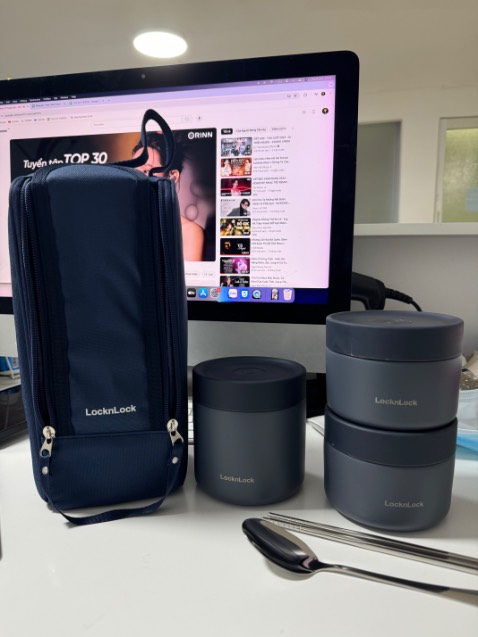 Hàng giao nhanh. 3 hộp đựng chắc chắn, có túi đựng vừa vặn và gọn gàng. Sẽ ủng hộ thêm