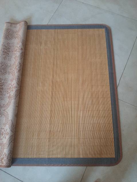 Rất hài lòng đẹp như mẫu trong hình. Đóng gói bao bì rất kỹ giao trước 2 ngày