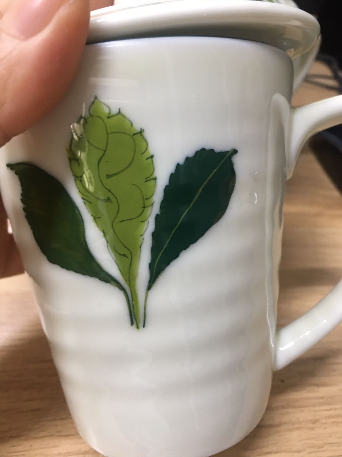 Ly đẹp lắm nha. Đóng gói cẩn thận, giao hàng nhanh.