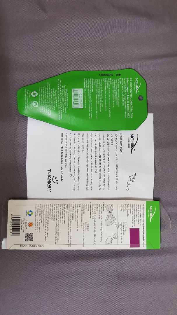 Giao nhanh hơn dự kiến làm xúc đậy quá 🤣
- đóng gói: cẩn thận, băng keo logo của hãng luôn, có giấy note cảm ơn/xin lỗi (nếu có lỗi) >> Cá nhân mình rất thích service kiểu này 👍
- sản phẩm: giao đúng mẫu đã đặt, thương hiệu Kềm Nghĩa thì khỏi phải bàn rồi: gia công tốt, từ bao bì đến sp rất chỉnh chu, dù cái pusher này ko có túi đựng nhưng bìa giấy vẫn có họa tiết logo khắc chìm giúp phân biệt thật/giả.
** giá như hãng sản xuất có nắp đậy của pusher thì còn tuyệt hơn nữa, do để bơ vơ ngoài hộp thấy khá nguy hiểm 
- giá: mua trên TIKI hay có mã giảm nên rẻ hơn so với giá in trên bao bì :)))
KL: giao hàng, dịch vụ, chất lượng đều xứng đáng 5* nhé