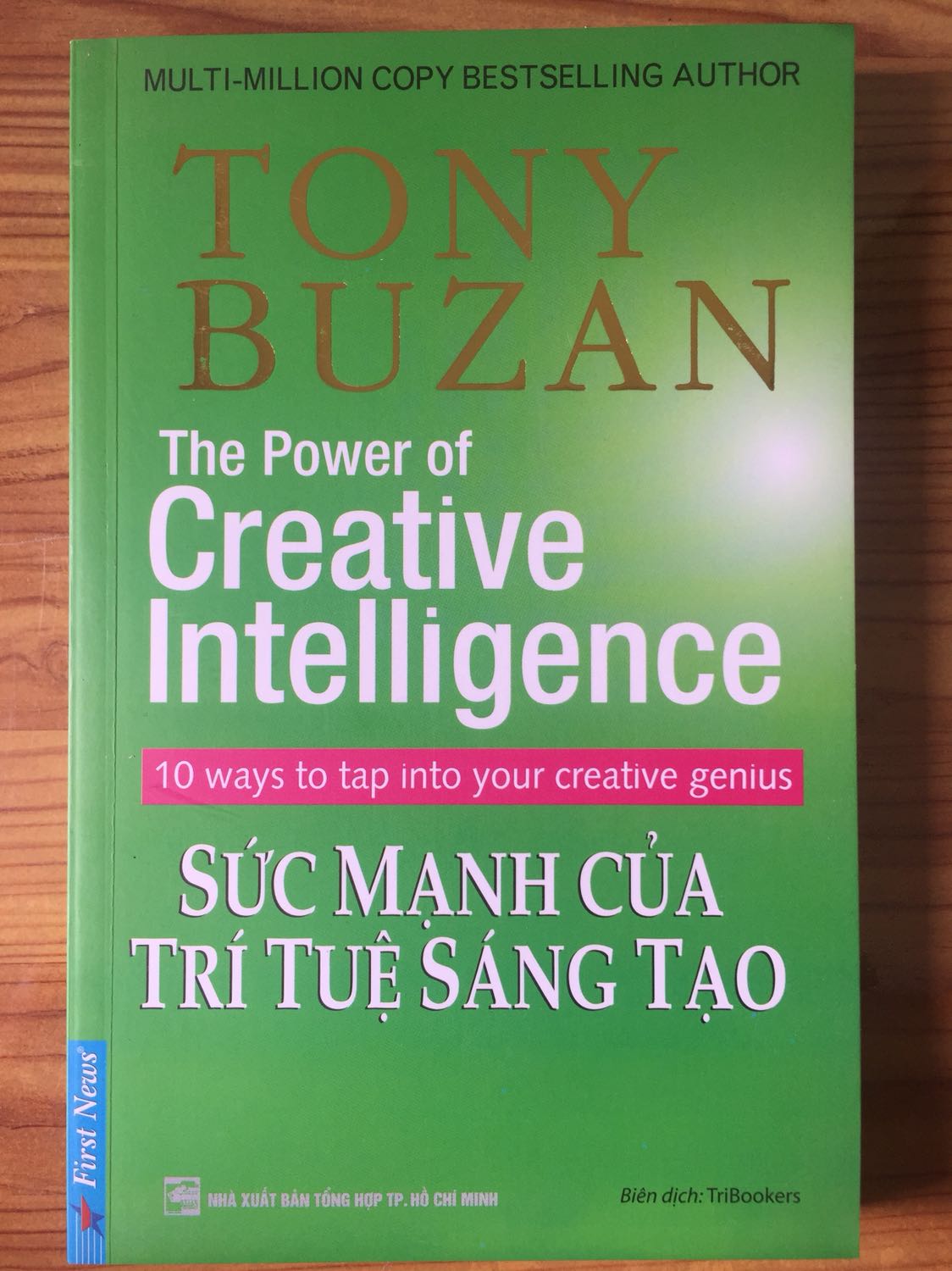 Sách hay và đẹp, có in màu ở những trang minh hoạ bằng hình ảnh!