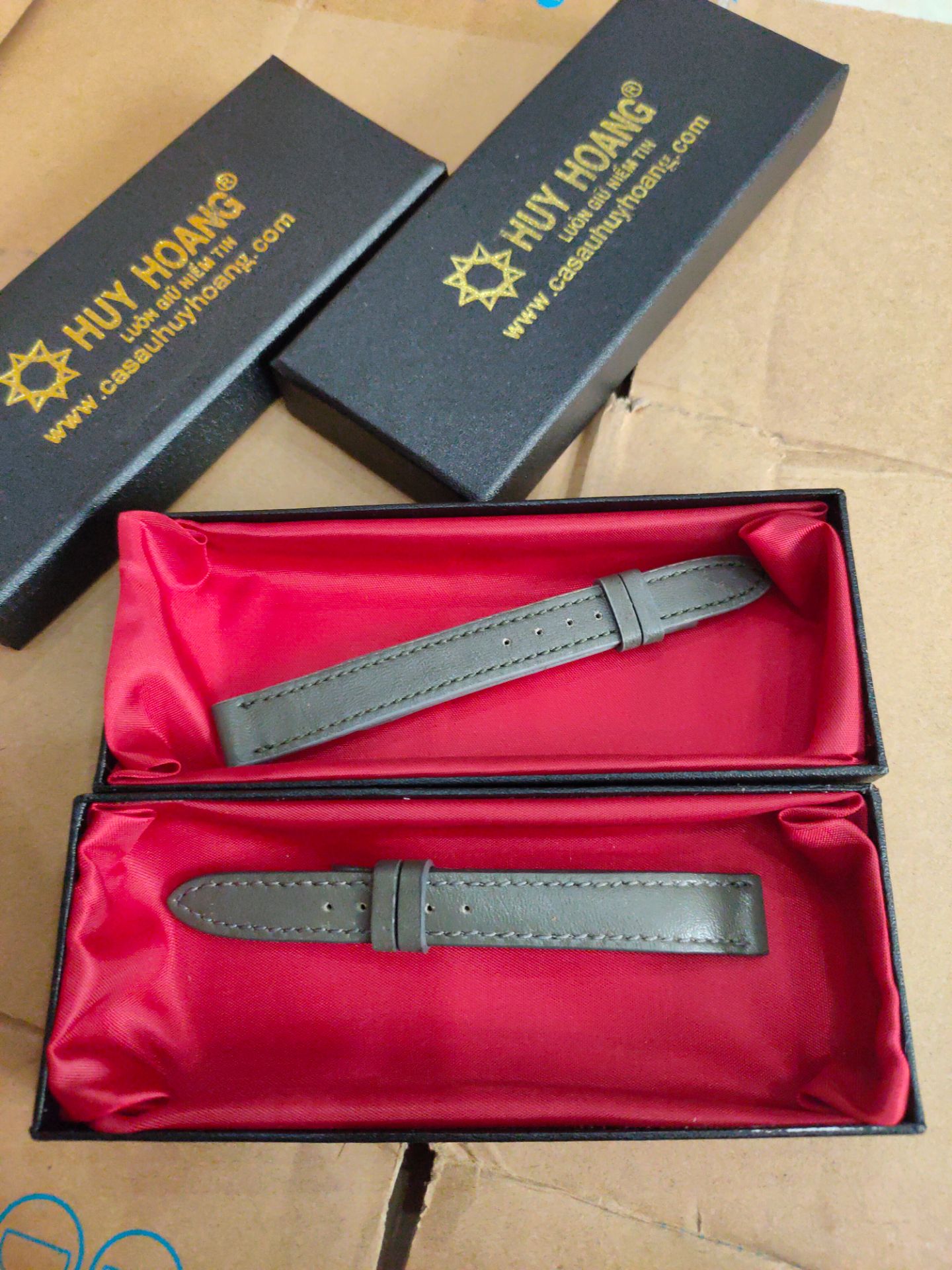 Mua lần 2 ở Huy Hoàng shop trên TiKi rồi.... xài rất tốt mua lần 2 sợi để dành sử dụng luôn...