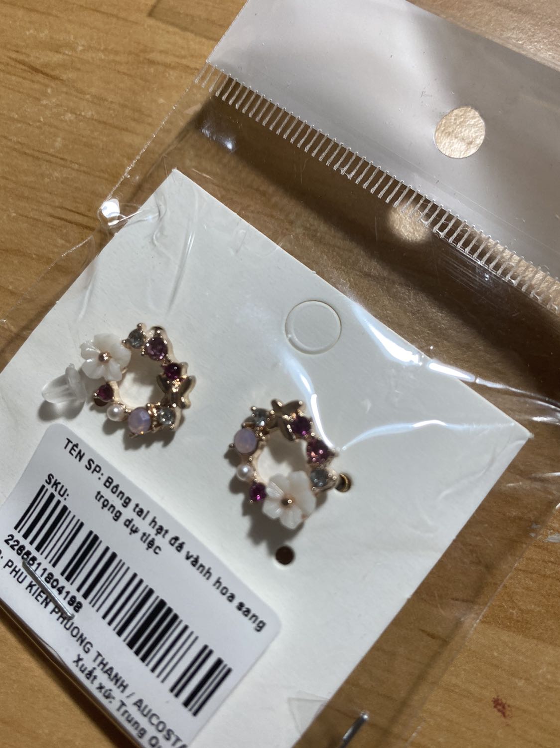 Hàng bị lỗi nên nhờ tiki check lại giúp