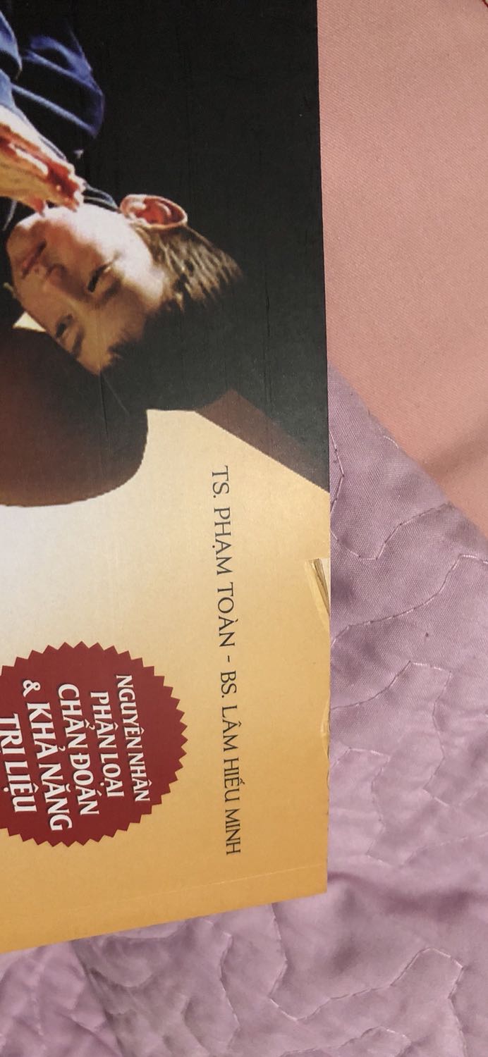 Nội dung và hình thức trình bày sách rất tốt, bổ ích. Cả hai tác giả đều là những người giỏi về chuyên môn. Tuy nhiên, dạo gần đây sách mình mua của tiki thường không được nguyên vẹn, như quyển này thì phần bìa bị xước và bong nhiều chỗ, một quyển khác thì trang sách bị rách. Thật sự rất quan ngại về khâu bảo quản và đóng gói của tiki trong thời gian gần đây.