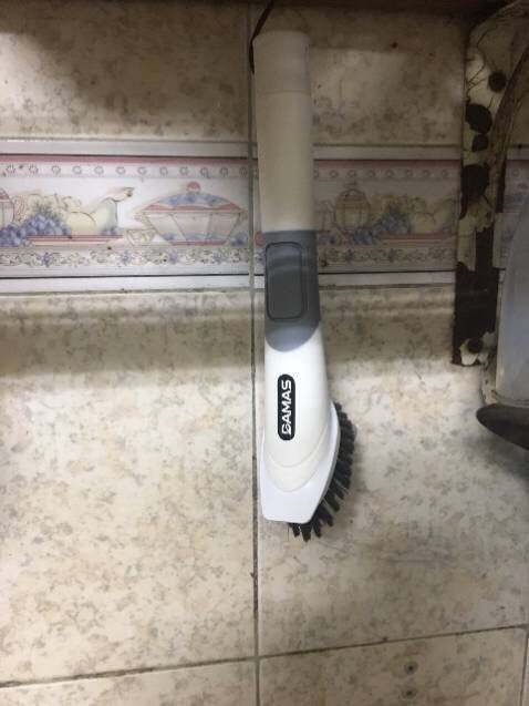 Thiết kế đẹp, basic, cọ nồi chảo sạch bong kin kít. Có lỗ treo ở tay cầm tiện lợi, nút bấm nhẹ ăn tay. Săn sale được giá ok Thiết kế đẹp, basic, cọ nồi chảo sạch bong kin kít. Có lỗ treo ở tay cầm tiện lợi, nút bấm nhẹ ăn tay. Săn sale được giá ok