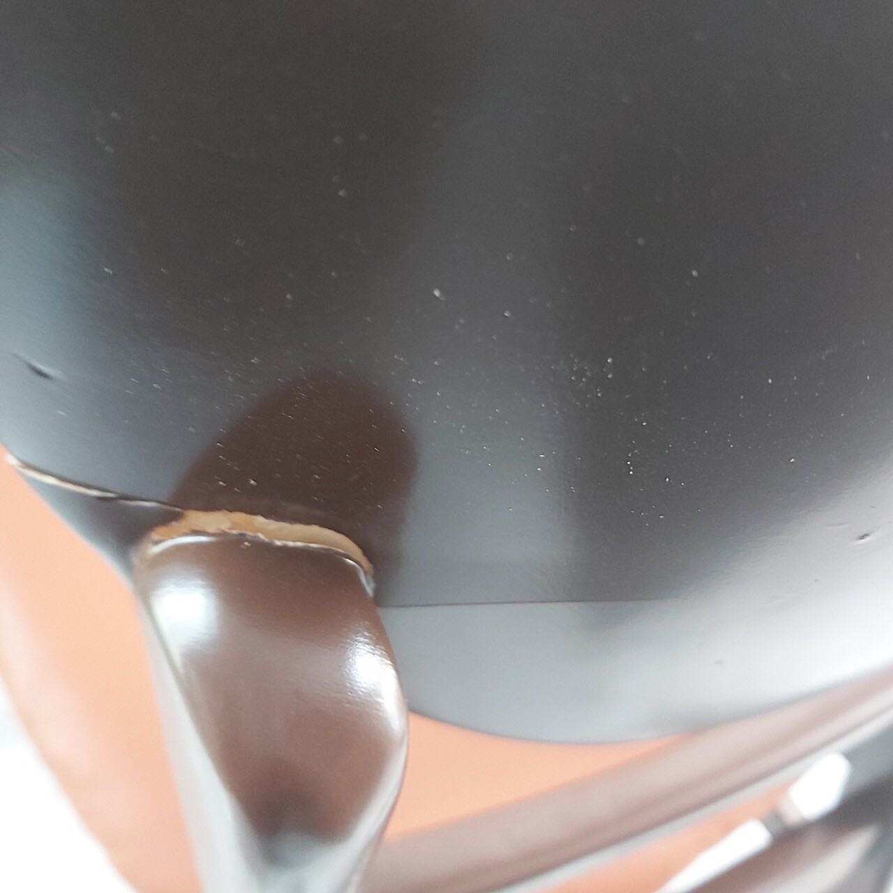 Mình muốn đổi hàng vì hàng đã bị bể