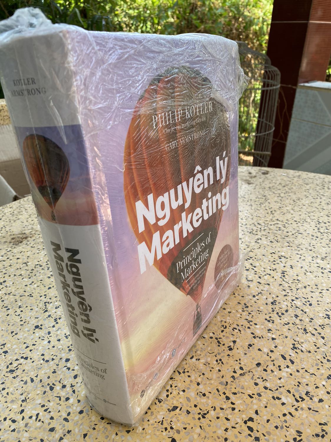 Sách nguyên seal đóng gói cẩn thận, đúng với sản phẩm giới thiệu. Cảm ơn Shop