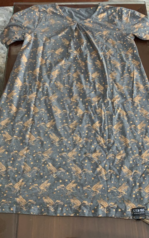 Từ sp đến đóng gói đều đẹp có thể làm là tặng. Mỗi sp là1 hộp đóng gói đẹp kỹ.