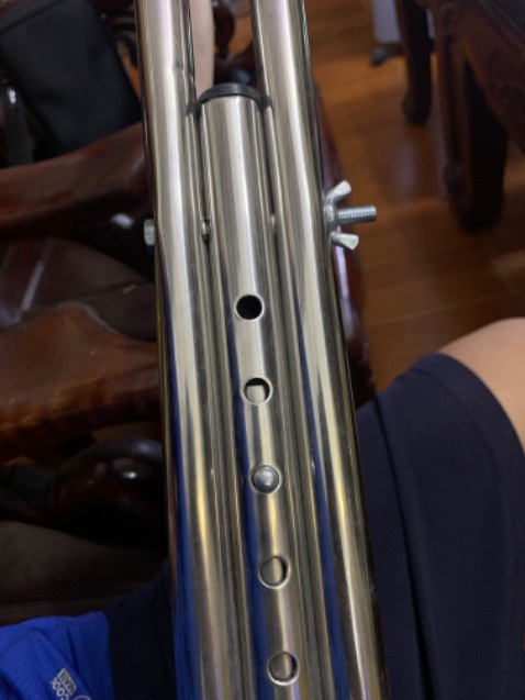 Sp bằng inox, chất lượng hoàn thiện kém nhưng lại bán với giá cao