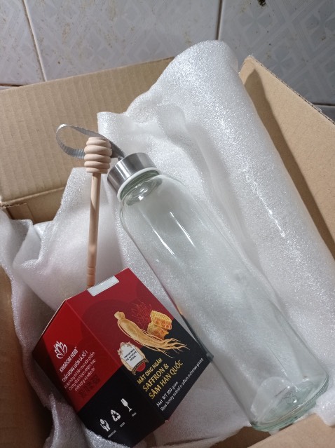 Đóng gói siêu cẩn thận 10 điểm, hộp nhìn sang trọng, đặt liền giao liền trong 1-2 tiếng thôi. Hàng nguyên seal, giá cả phải chăng mà hàng ổn áp lắm