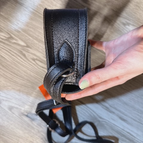 Giao hàng nhanh nha form đẹo chất liệu ổn áp