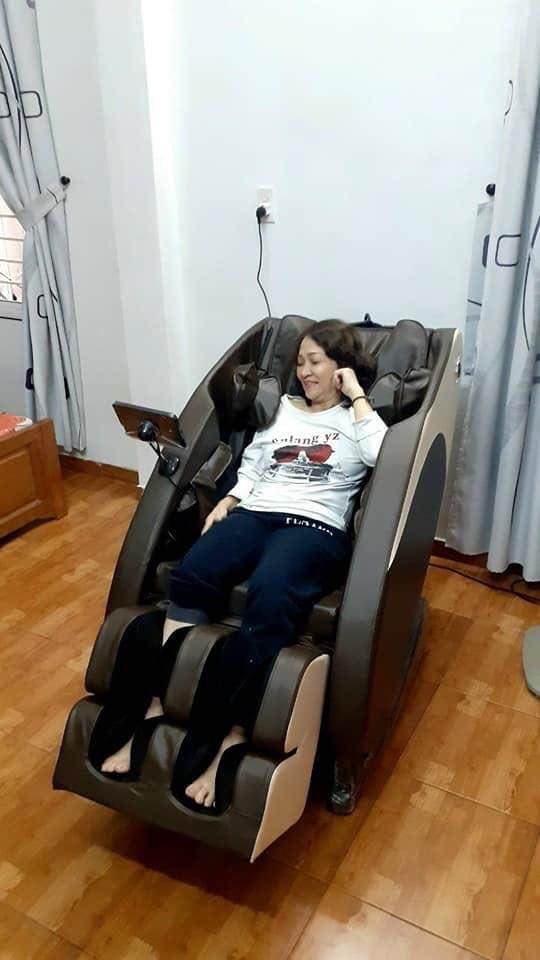 Trải nghiệm mua hàng online đáng nhớ. Shop nhiệt tình, tận tâm với khách hàng lắm ạ. Ghế dùng thích lắm, có nhiều chế độ và bài tập massage đa dạng. Có cả phiếu bảo hành và bảo trì tại nhà siêu thích luôn. 10đ cho chất lượng. Nhất định sẽ giới thiệu và ủng hộ shop bạn.