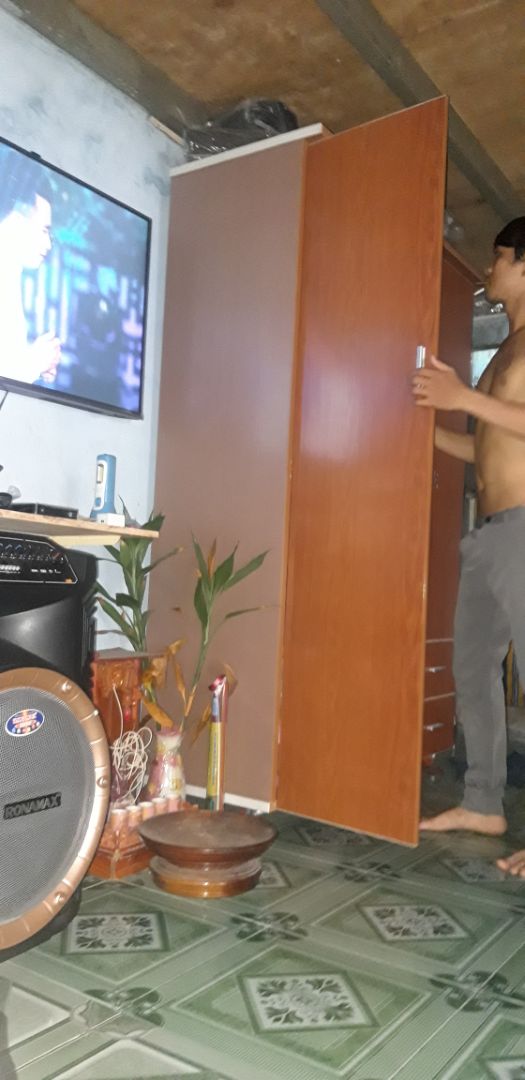 Tú Liên đẹp giao hàng không đi dự kiến bốn bánh xe di động hơi thở không thể cố định được