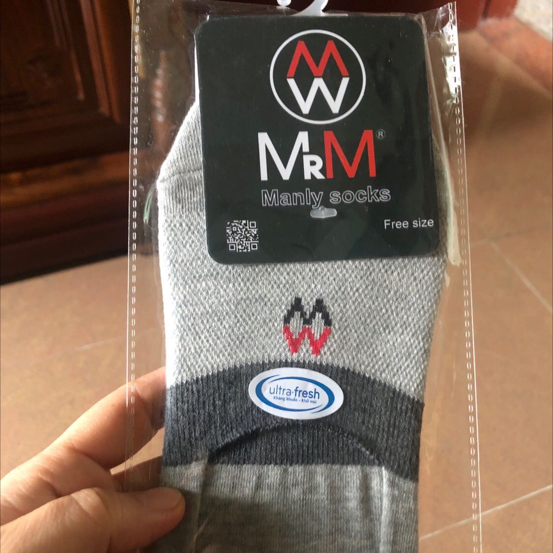 Chất lượng rất tốt nha, m đã mua loại có cổ rồi, đi thấm mồ hôi mà ôm chân lắm