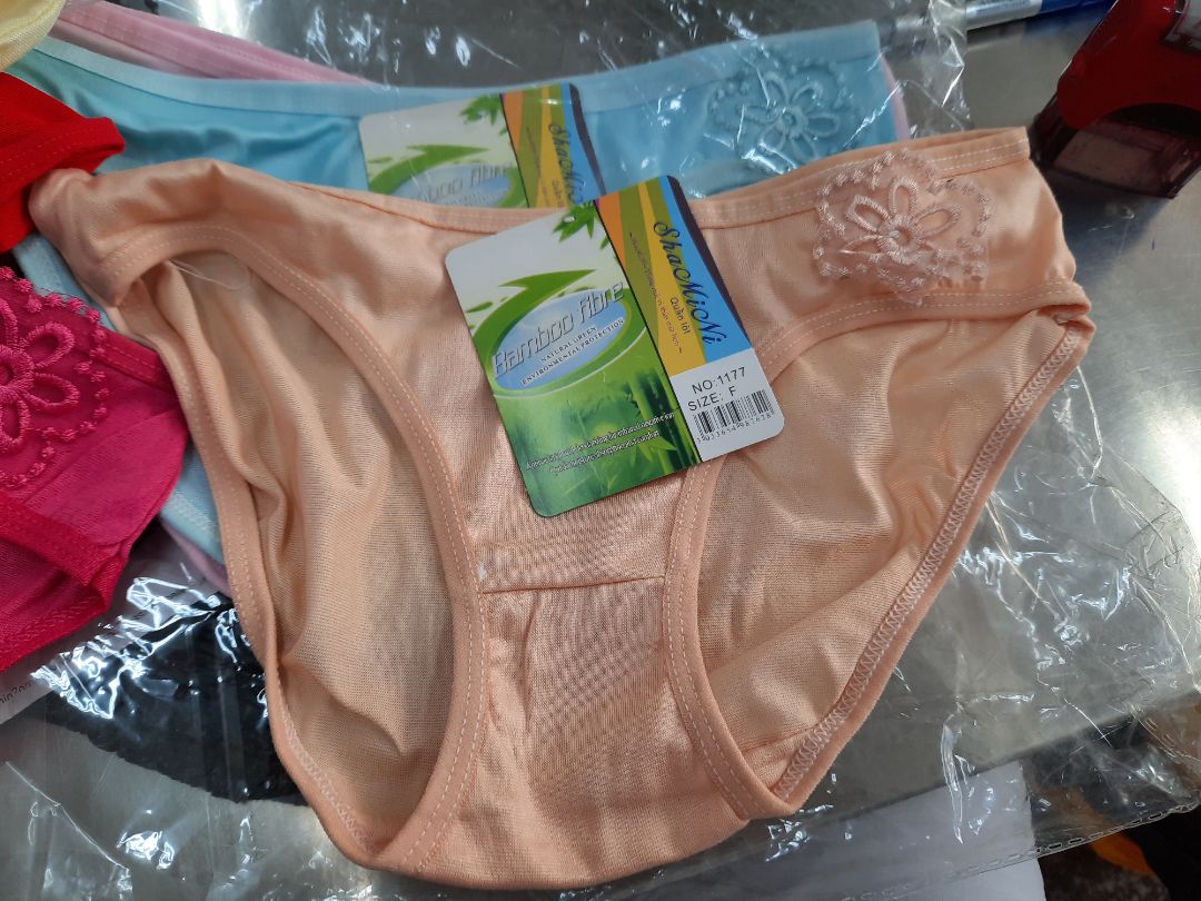 Giao không đúng mẫu, ko đúng size.