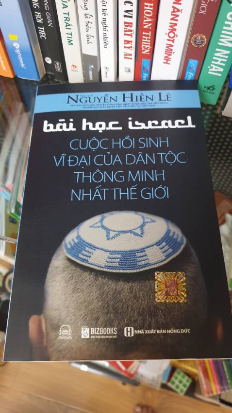 Chất lượng sách rất tốt. Giao hàng rất nhanh.